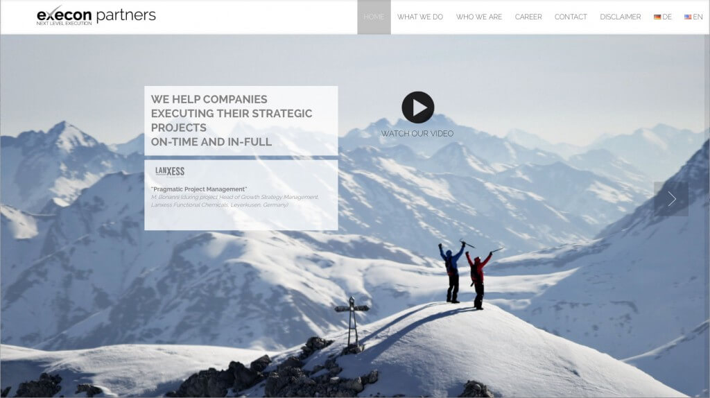 execon-partners-Website mit Bergsteigern auf einem Gipfel