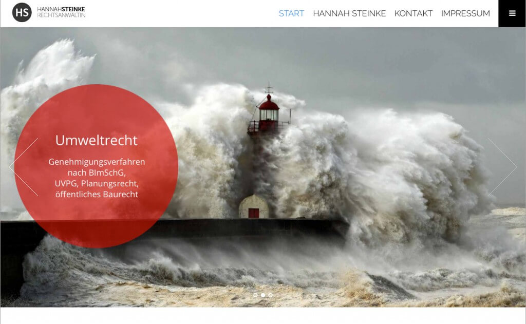Startseite einer Kanzlei-Website mit Leuchtturm-Motiv